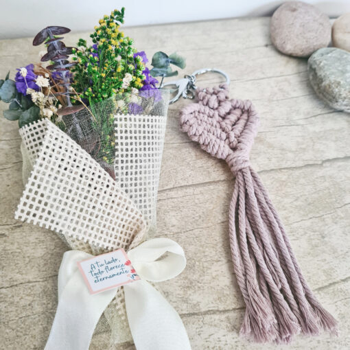 Mini bouquet flores secas + llavero (min 6 unidades)💐 - Imagen 2